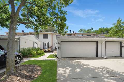 208 Spring Court, Bloomingdale, IL 60108