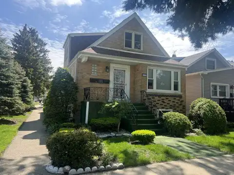 2247 N 75th Avenue, Elmwood Park, IL 60707
