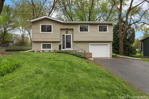 1113 Rolling Lane Road, Johnsburg, IL 60051