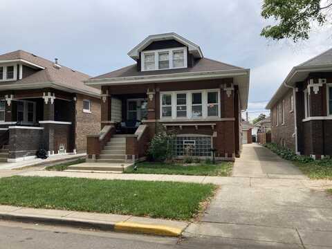 2435 Gunderson Avenue, Berwyn, IL 60402