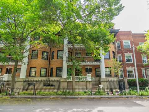 5707 S Blackstone Avenue, Chicago, IL 60637