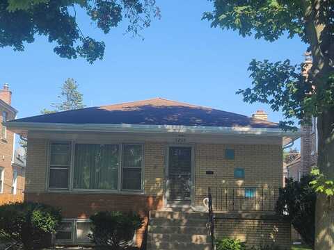 8205 S Spaulding Avenue, Chicago, IL 60652