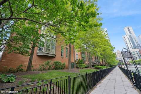 456 E North Water Street, Chicago, IL 60611