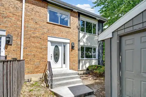 300 Redwing Drive, Bolingbrook, IL 60440