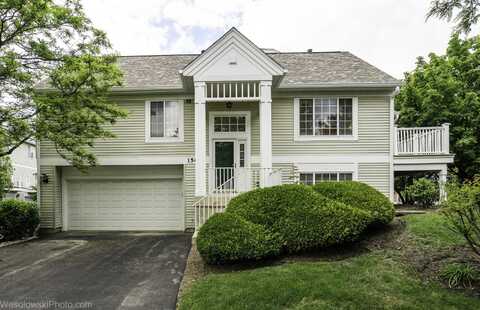 150 LUCERNE Court, Wheeling, IL 60090