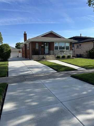 4628 W 107th Street, Oak Lawn, IL 60453