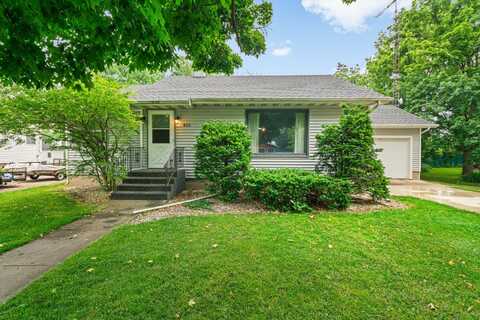 455 Essex Street, Leland, IL 60531