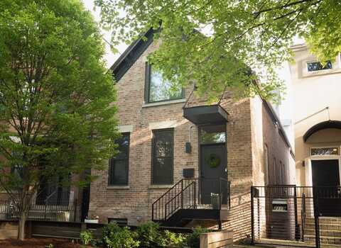2117 W Dickens Avenue, Chicago, IL 60647