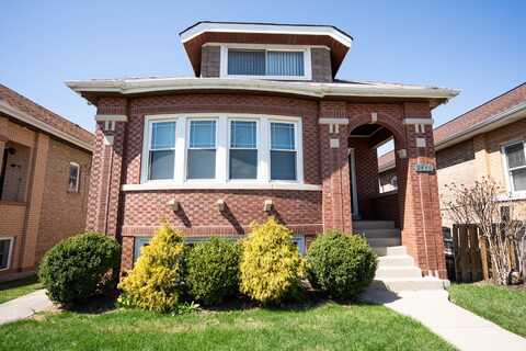 2440 OAK PARK Avenue, Berwyn, IL 60402