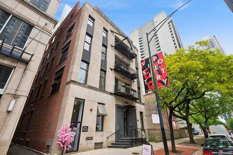 24 W ERIE Street, Chicago, IL 60654