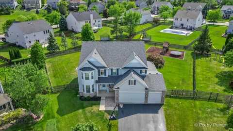 3527 Ridge Circle, Carpentersville, IL 60110