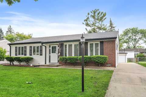 1097 Valley Stream Drive, Wheeling, IL 60090