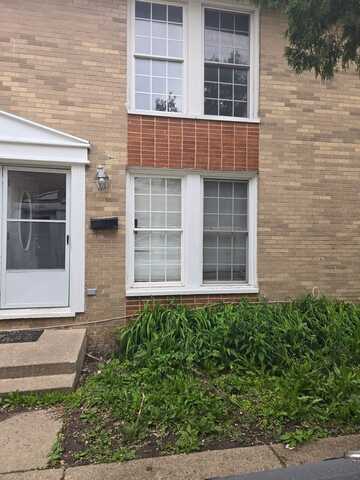 2110 Hebron Avenue, Zion, IL 60099