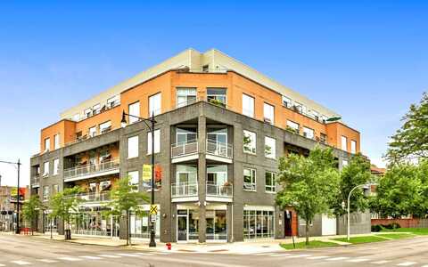 3201 W Leland Avenue, Chicago, IL 60625
