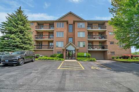 6743 S Pointe Drive, Tinley Park, IL 60477