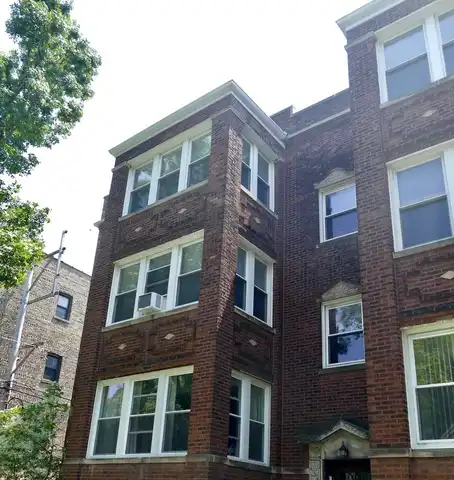 1961 W Winona Avenue, Chicago, IL 60640