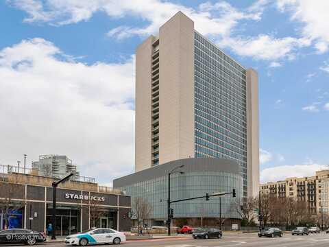 500 W Superior Street, Chicago, IL 60654