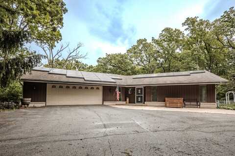 7853 Shaw Road, Belvidere, IL 61008