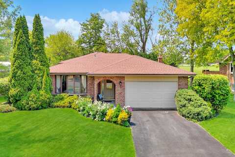 13040 W Tanglewood Circle, Palos Park, IL 60464