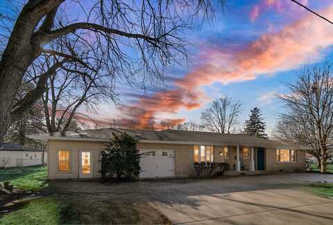 525 W 4th Street, Momence, IL 60954