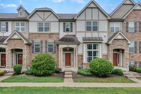 315 Saunders Circle, Carol Stream, IL 60188