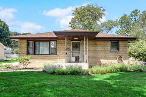 370 N Commonwealth Avenue, Elgin, IL 60123