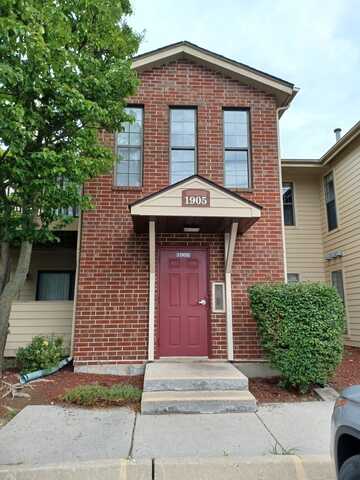1905 N Hicks Road, Palatine, IL 60074