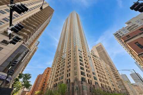 33 W ONTARIO Street, Chicago, IL 60654
