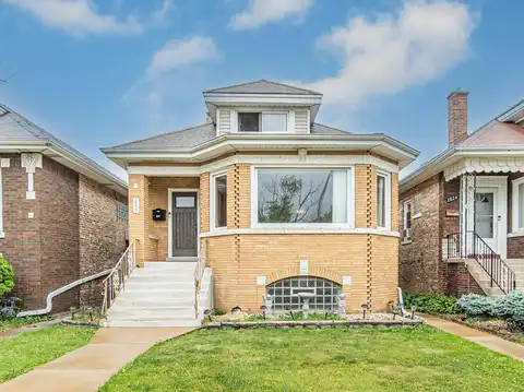 2822 N 76th Court, Elmwood Park, IL 60707