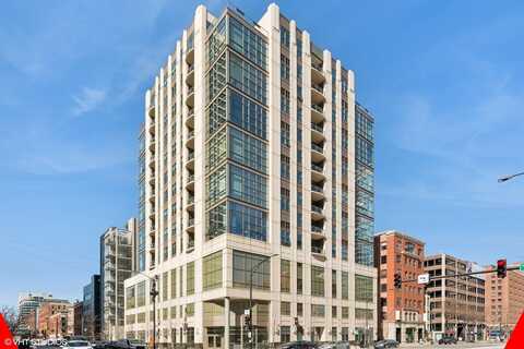 150 W Superior Street, Chicago, IL 60654