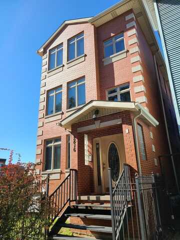 2416 N Greenview Avenue, Chicago, IL 60614