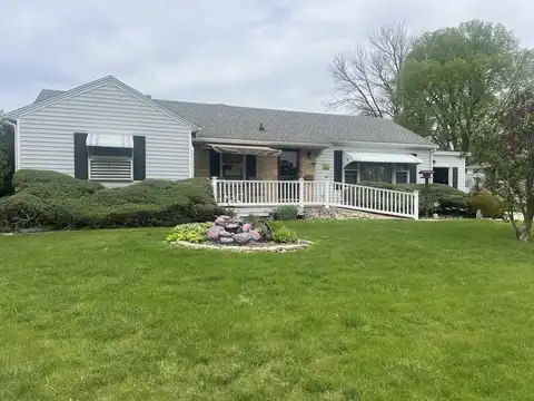 204 Elm Street, Morrison, IL 61270