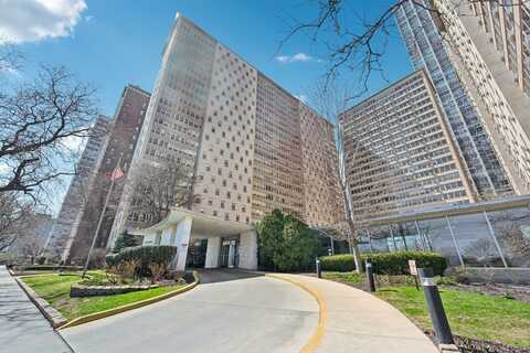 3950 N Lake Shore Drive, Chicago, IL 60613