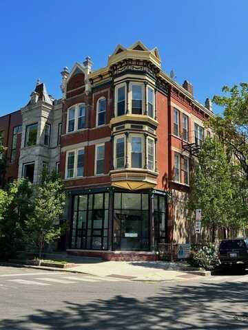 651 N Paulina Street, Chicago, IL 60622