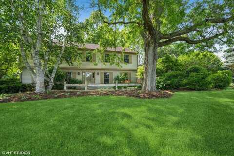 25801 Twin Pond Road, Lake Barrington, IL 60010