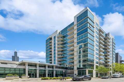 125 S Green Street, Chicago, IL 60607