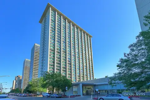 3600 N Lake Shore Drive, Chicago, IL 60613