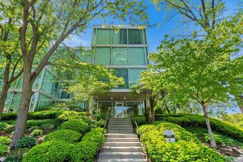 3120 S Indiana Avenue, Chicago, IL 60616
