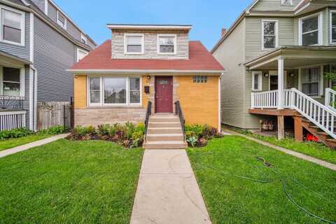 4114 W Cornelia Avenue, Chicago, IL 60641
