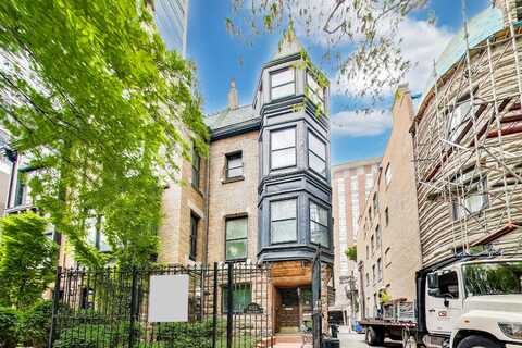 1312 N Astor Street, Chicago, IL 60610
