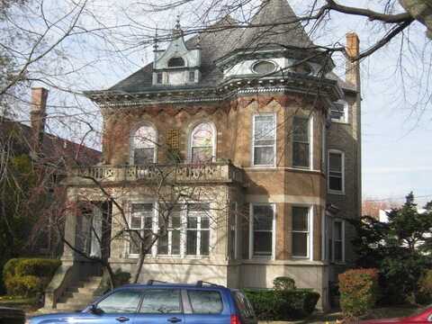 undefined, Chicago, IL 60647