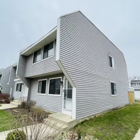 5133 CAROL Lane, Gurnee, IL 60031