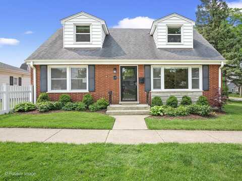 635 Prairie Avenue, Downers Grove, IL 60515