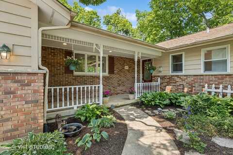 6121 Scott Lane, Crystal Lake, IL 60014