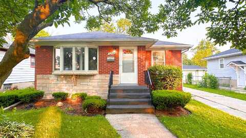 658 Mackinaw Avenue, Calumet City, IL 60409