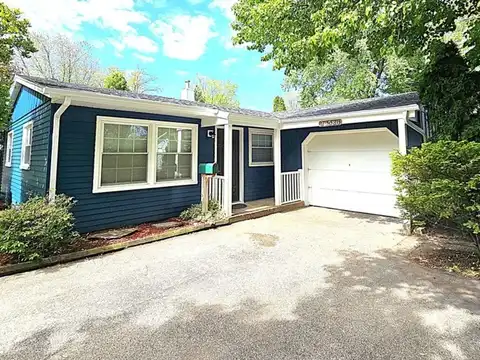 36586 N Traer Terrace, Gurnee, IL 60031