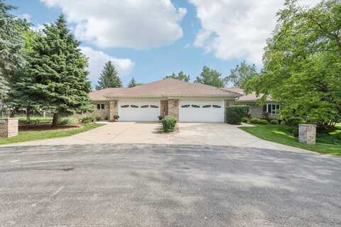 18 Coventry Chase, Joliet, IL 60431