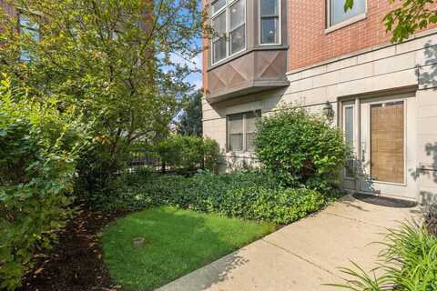 743 W 15th Street, Chicago, IL 60607