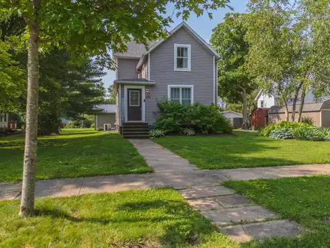 205 E 6th Street, Gridley, IL 61744