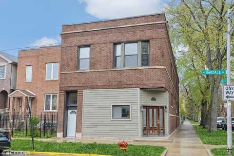 1900 W Oakdale Avenue, Chicago, IL 60657